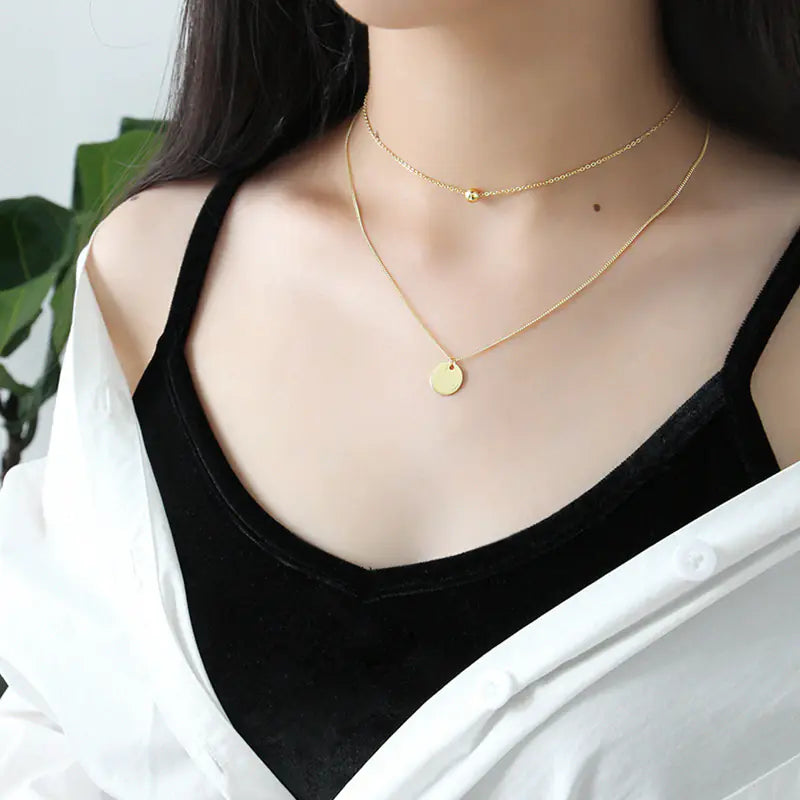 Colar com pingente geométrico de camada dupla em prata ou dourado